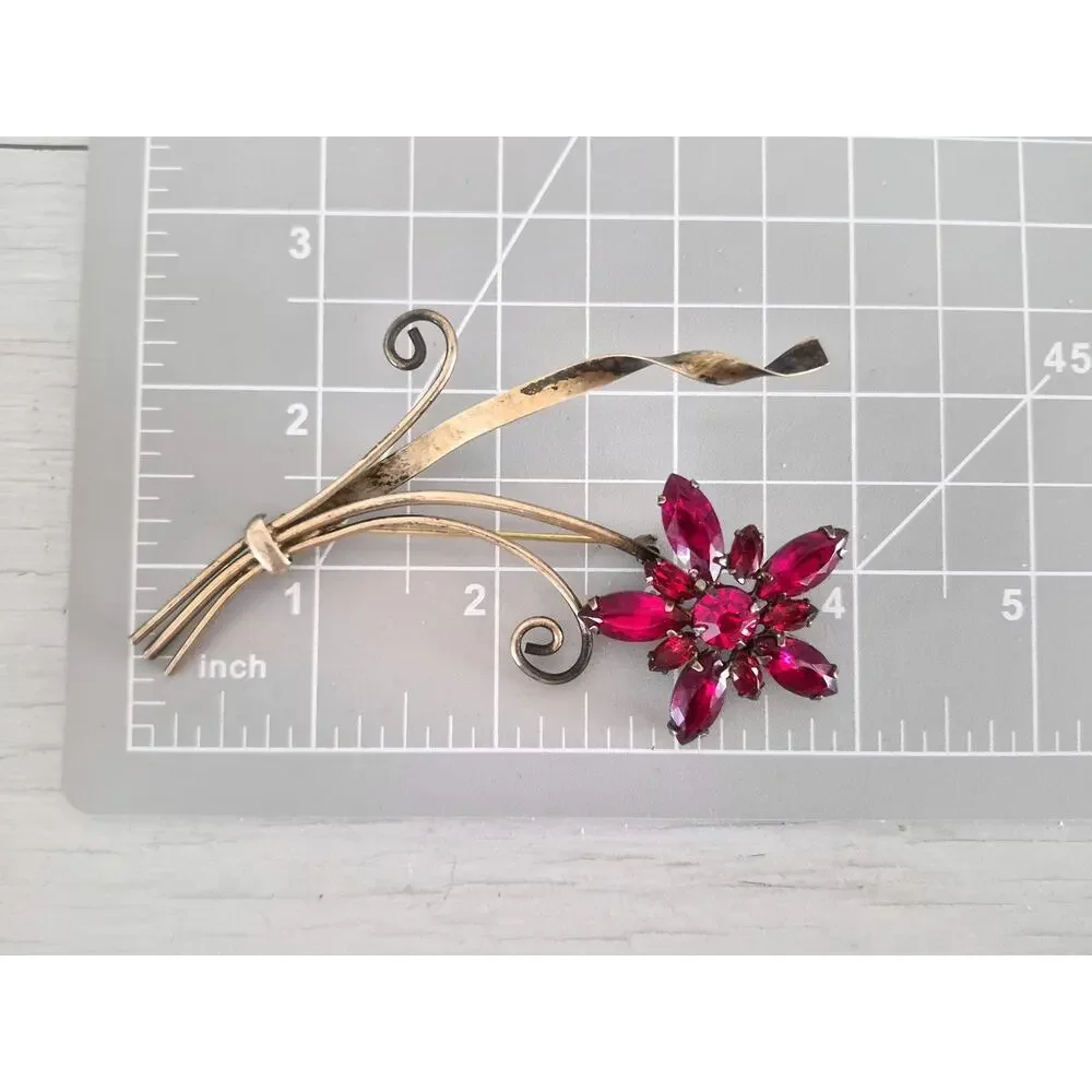Vintage Coro Red Faceted Crystals Sterling Silver Gold Vermeil Flower Brooch